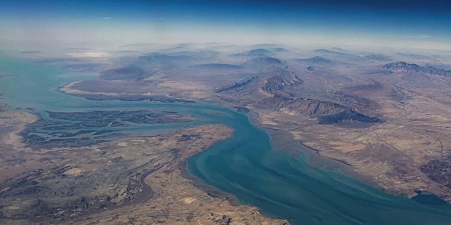 WP: "Hürmüz Boğazı'ndaki mayınların tamamen temizlenmesi 6 ay sürebilir"