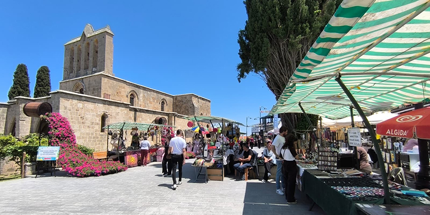 21. Kıbrıs İpek Koza Festivali başladı…