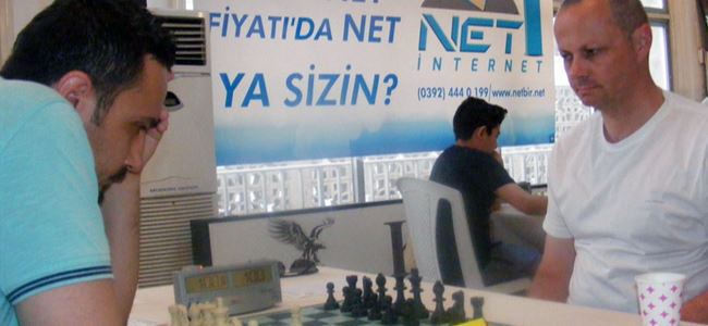 Şampiyon Cengiz Hasman