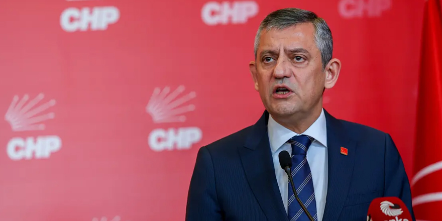 Özgür Özel CHP Grup Başkanı seçildi