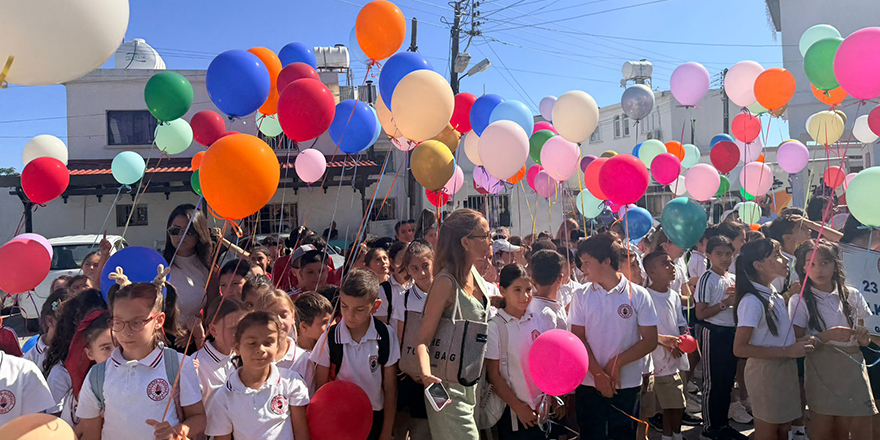 Çocuklar, Dünya Çocuk Günü’nü Çatalköy’de coşkuyla kutladı