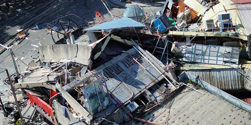 Filipinler'deki deprem sonrası ölü sayısı 61'e yükseldi
