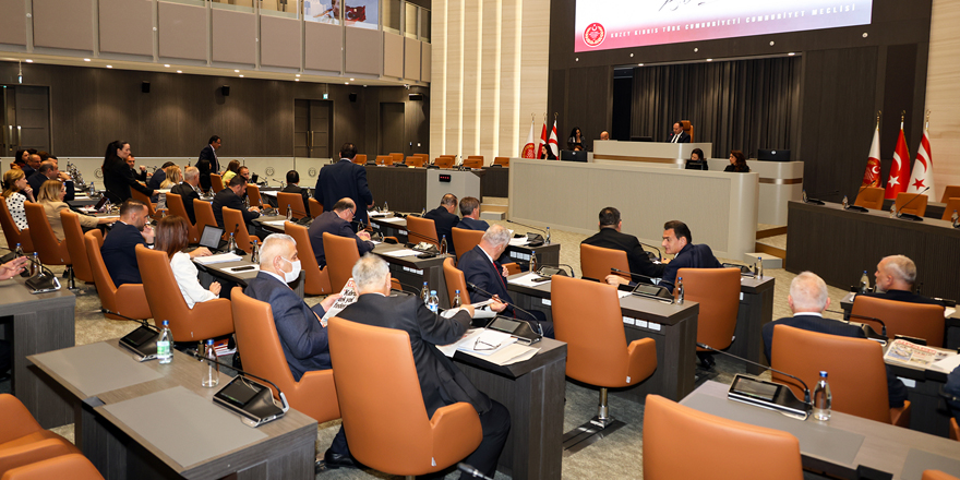 4 yasa tasarısı görüşüldü, 7 yasa tasarısına ivedilik alındı