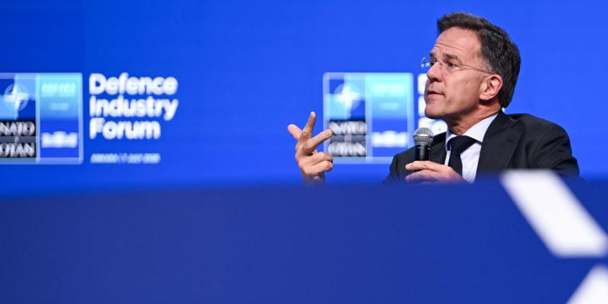 Rutte: “Soğuk Savaş'tan sonra benzeri görülmemiş bir dönüşümden geçiyoruz”