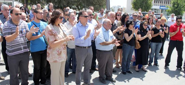 Başat, alkışlarla uğurlandı