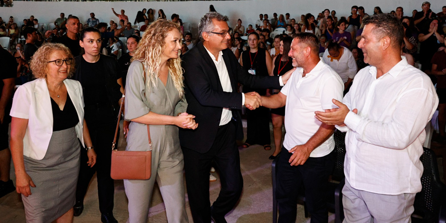Erhürman, Yeniboğaziçi ve Serdarlı’daki festivallere katıldı