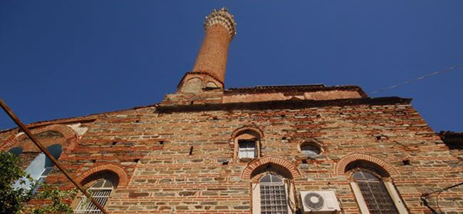 Tahtakale Camii 51 yıl sonra ibadete açıldı
