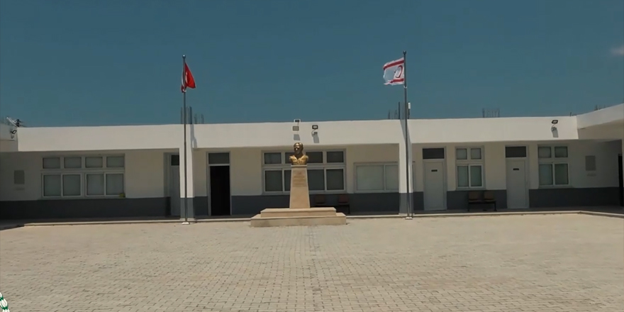 Yeniden inşa edilen Çayırova İlkokulu hizmete girdi