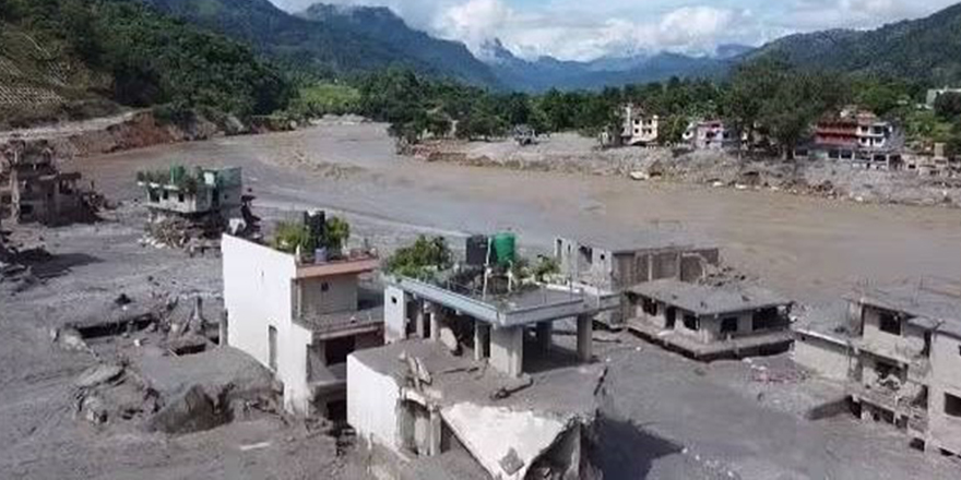 Nepal'deki selde hayatını kaybedenlerin sayısı 1342'ye çıktı