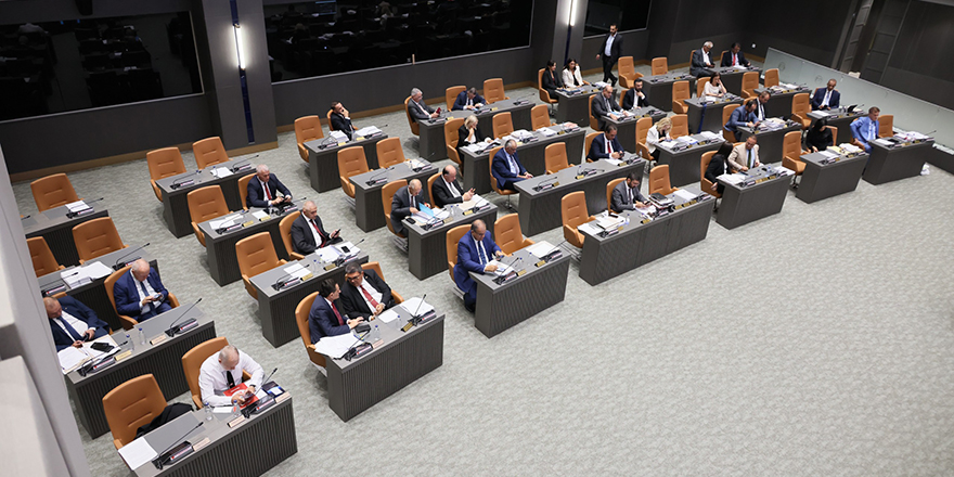 Güvenlik kamu görevlilerine ilişkin yasa tasarıları komiteye geri çekildi