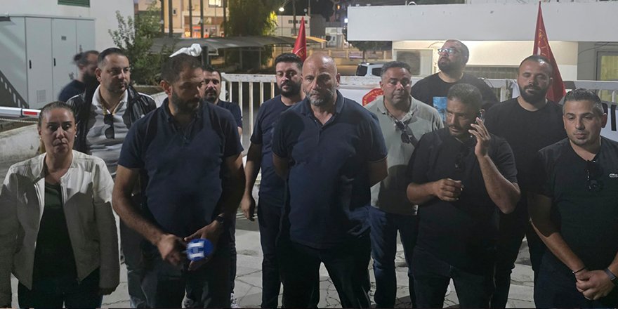 Hükümet grevi yasakladı, sendika uymama kararı aldı!