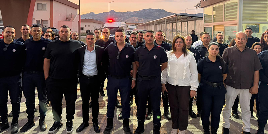 Ünal Üstel Hükümeti, cezaevindeki grevi yasakladı