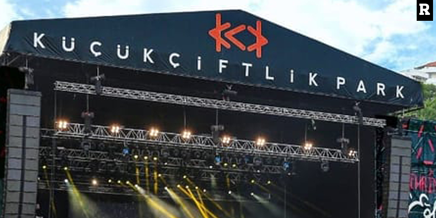 Ayakta Dans mı, Koltukta Dinleti mi? İstanbul'da Konser Mekânlarını Atmosferine Göre Tanımak