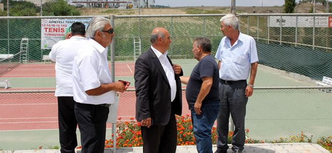 Benli, Gönyeli Tenis Kulübünü ziyaret etti