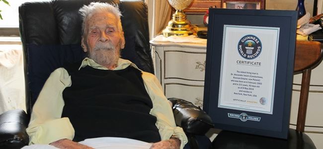 Dünyanın en yaşlı erkeği öldü