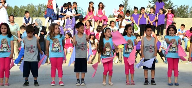 Karnaval tadında şenlik