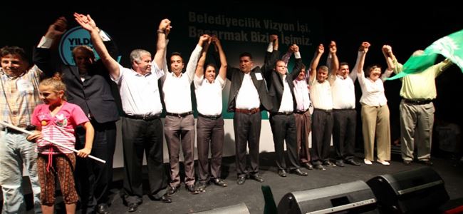 Büyükkonuk’ta muhteşem gece: Yıldız Başkan Sennaroğlu geliyor!