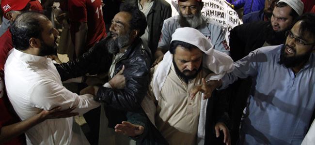 Silahlı saldırıda 7 kişi öldü