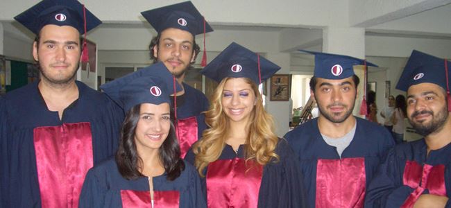 YDÜ’de mezuniyet sevinci