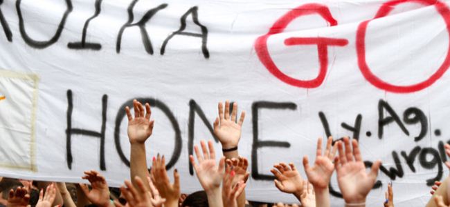 Kıbrıslı Rumlar: “Krizin sorumlusu TROYKA değil yönetim”
