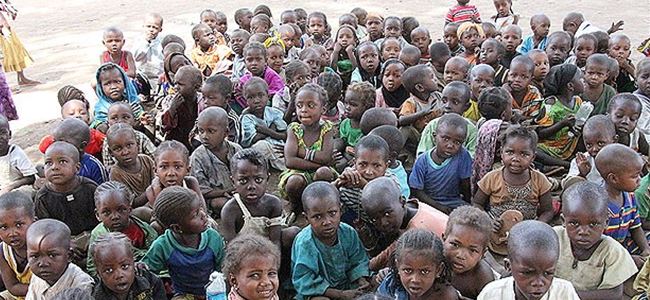49 bin 800 Nijeryalı, Kameruna sığındı