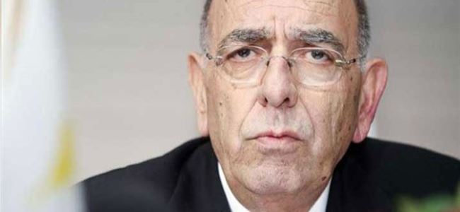 Eski Kıbrıs Rum Savunma Bakanı yoğun bakımda