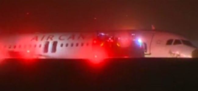 Kanadada yolcu uçağı pistten çıktı