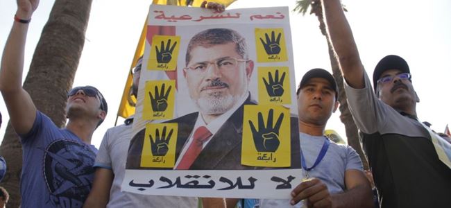 Mursinin idam kararı protesto edildi