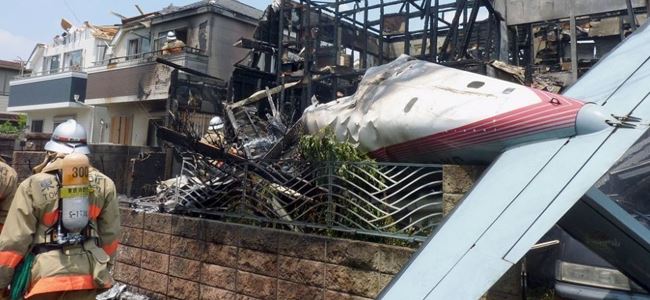 Japonyada uçak düştü: 3 kişi öldü
