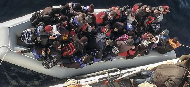 Ege denizinde 501 göçmen kurtarıldı