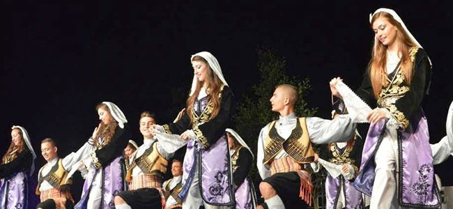 Akdoğan Halk Dansları Topluluğu, Portekiz’de festivale katıldı