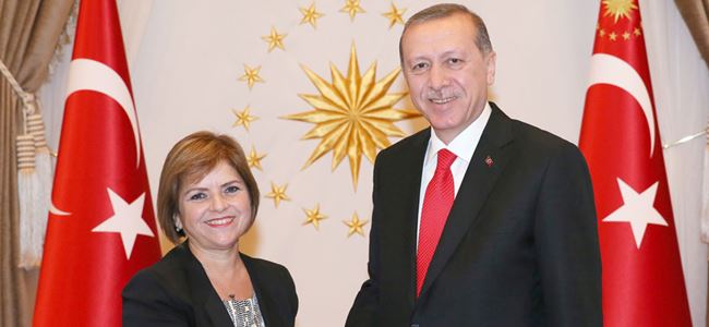 T.C Cumhurbaşkanı Erdoğan, Dışişleri Bakanı Emine Çolakı kabul etti