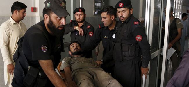 Pakistan’da sular durulmuyor 42 kişi öldü