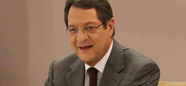 DİKO’dan DİSİ ve AKEL’e eleştiri