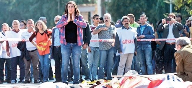 Ankaradaki kanlı saldırıya tepkiler sürüyor
