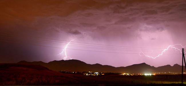 Şimşeklerin dansı…