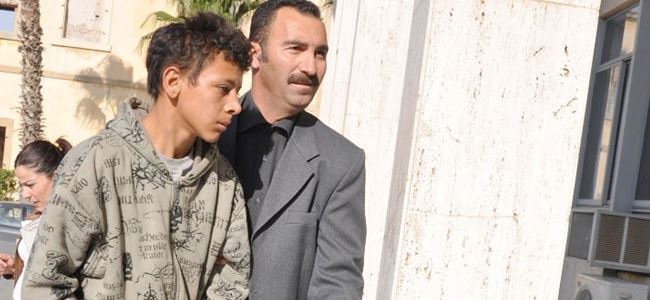 Cinsel istismara 2 yıl hapis...