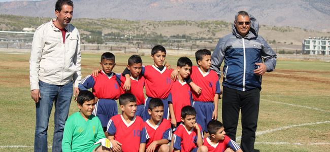 İlkokullularda futbol heyecanı sürüyor