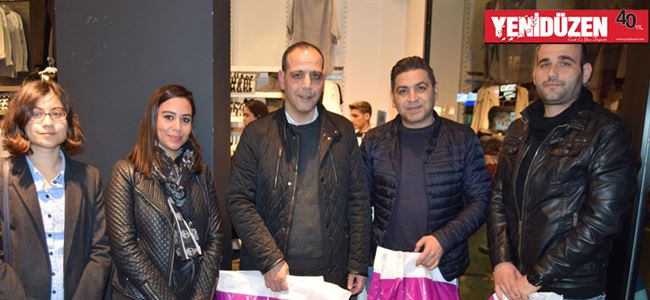 Mülteci çocuklarına kıyafet yardımı