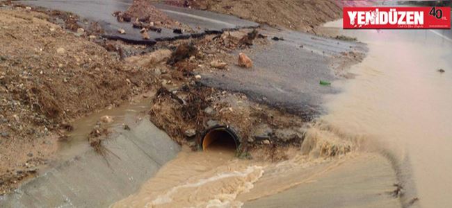 YAĞMUR YAĞDI, ÇEVRE YOLU ÇÖKTÜ