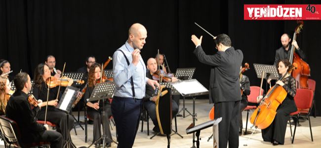 Lefkoşa Belediye Orkestrası ile Jorgensen konser verdi