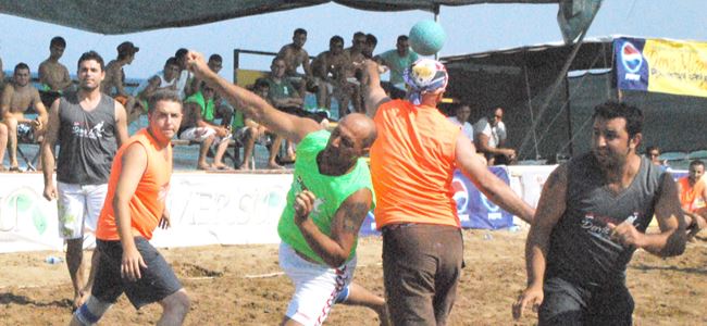 Hentbolcular plaja iniyor