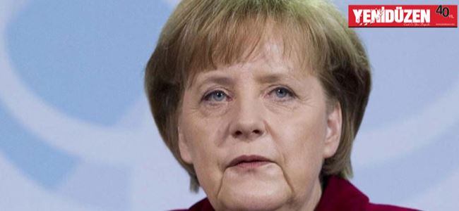 Merkelin partisi kan kaybediyor
