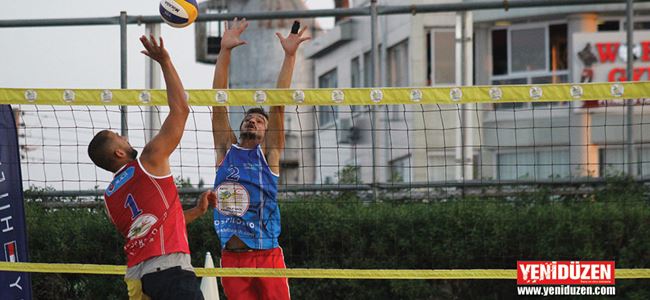 Voleybol plaja iniyor