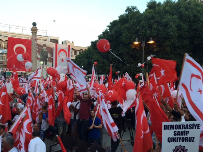 Demokrasi mitingi yapıldı 