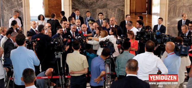 Akıncı TBMMde: Darbeye tepkimiz, demokrasiden yana