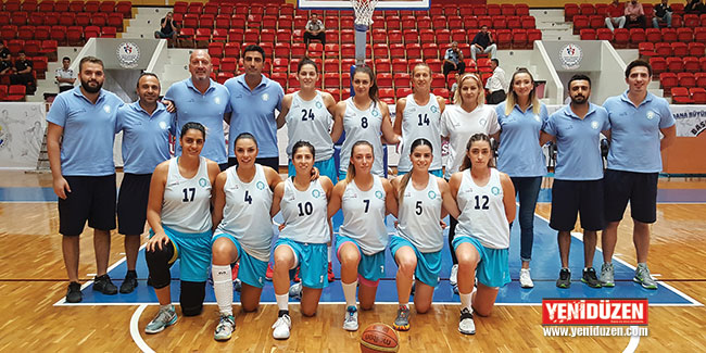 Girne Üniversitesi galip: 77-71