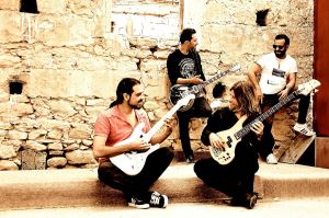 Kıbrıslı Rock Grubu  T’s  İle Yeniden Rock