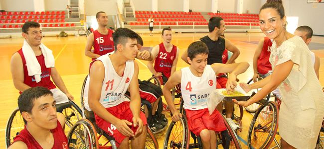 Turkcell’den moral ziyareti