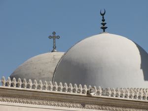 Hıristiyanlık ve Müslümanlıkta Mezhepler ve Bölünmeler